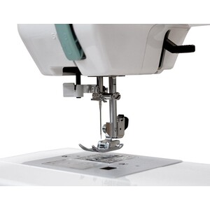 Швейная машина Janome HD 6130