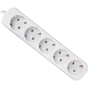 Удлинитель Defender E530 3.0 м, 5 розеток (пакет) (99230)