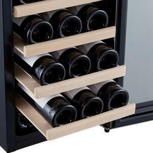Винный шкаф Libhof AM-18