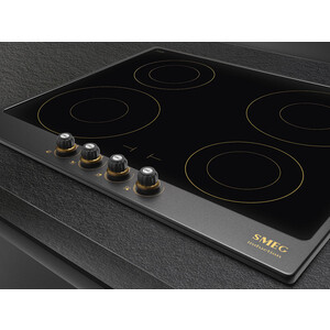 Индукционная варочная панель Smeg SI764AOM