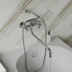 Смеситель для ванны Mixline ML30-021 универсальный, хром (4610211001213)