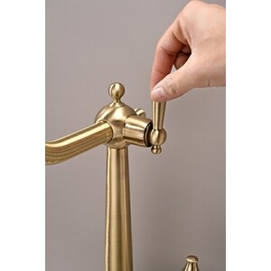 Смеситель для кухни Paulmark Retro с подключением фильтра, бронза (Re213226-BR)