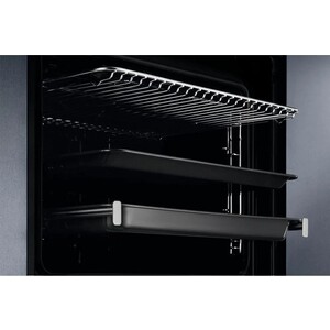 Электрический духовой шкаф Electrolux EOF6P76BX