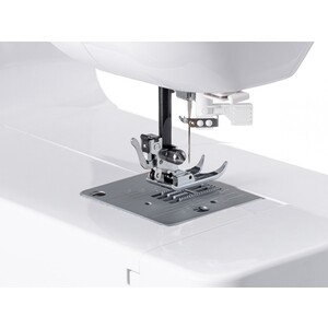 Швейная машина Chayka 2250