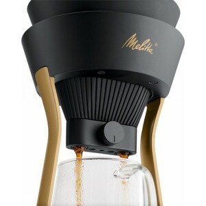 Капельная кофеварка Melitta Amano черный с золотом