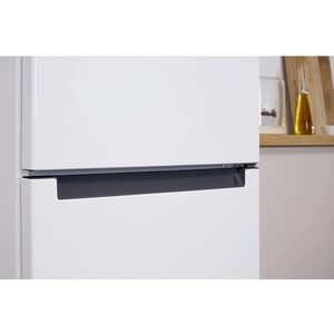 Холодильник Indesit DS 3180 W