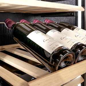 Встраиваемый винный шкаф Caso WineDeluxe WD 60