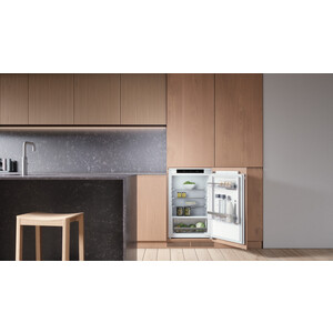 Встраиваемый холодильник Asko R30931EI