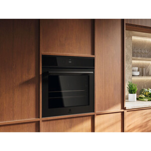 Электрический духовой шкаф Electrolux EOE9P3XT
