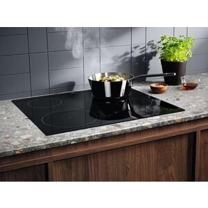 Индукционная варочная панель Electrolux LIB60424CK