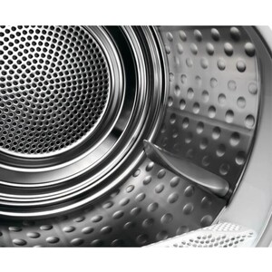 Сушильная машина Electrolux EW8D495MCE
