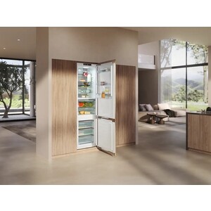 Холодильник Miele KFN 7844 C