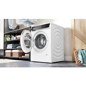 Стиральная машина Bosch WGB266A0SN