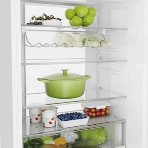 Встраиваемый холодильник Haier HBCN7190