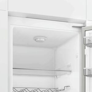 Встраиваемый холодильник Hotpoint HBDR 18