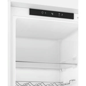 Встраиваемый холодильник Hotpoint HBDR 18I