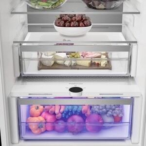 Встраиваемый холодильник Hotpoint HSBT 18IXE