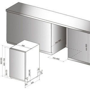 Встраиваемая посудомоечная машина Indesit DSIE 2B10