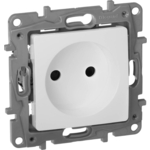 Розетка Legrand Etika, со шторками, белая (672234)