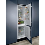 Встраиваемый холодильник Electrolux ENC8MD19S