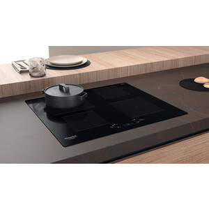Индукционная варочная панель Hotpoint HQ 2960S NE