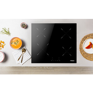 Индукционная варочная панель Hansa BHI68302