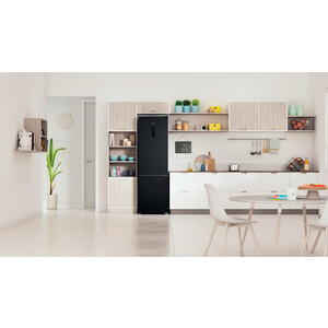 Холодильник Indesit ITR 5200 B