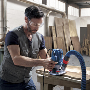 Фрезер Bosch GOF 130