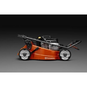Газонокосилка бензиновая Husqvarna LC 151S