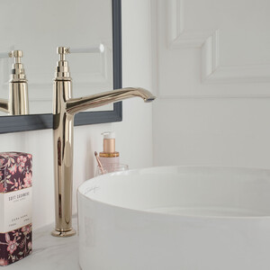 Смеситель для раковины Jacob Delafon Cleo 1889 глянцевое золото (E24309-BGG)