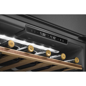 Встараиваемый винный шкаф Smeg CVI129G