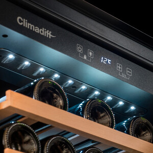 Винный шкаф Climadiff CBI28S1B