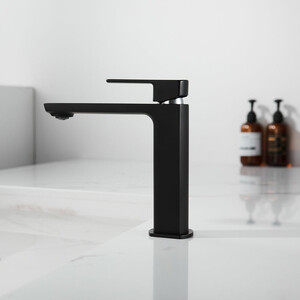 Смеситель для раковины Vincea Next черный (VBF-1N1MB)