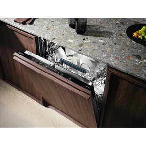 фото Встраиваемая посудомоечная машина electrolux eeq47210l