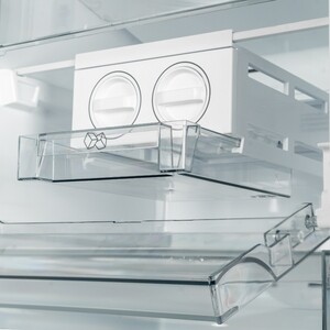 Встраиваемая морозильная камера DeLonghi DFI 17NFE PAOLO