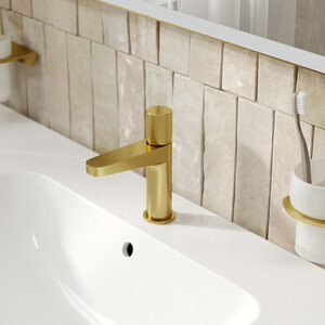 Смеситель для раковины Wasserkraft Schunter золото матовое (8203)