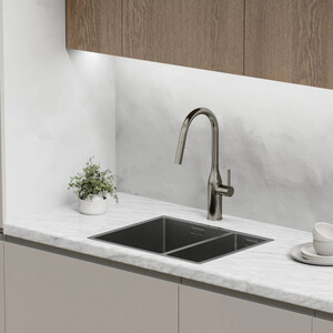 Смеситель для кухни Sancos Grand с вытяжным изливом, вороненая сталь (SC4002GG)