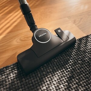 Пылесос с мешком Miele Complete C3 125 Edition Petrol