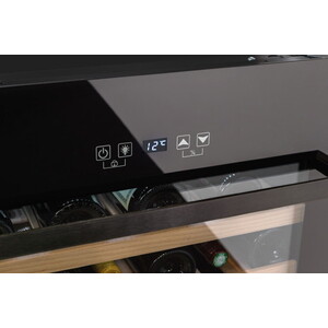 Встараиваемый винный шкаф LaSommeliere LSBI28B