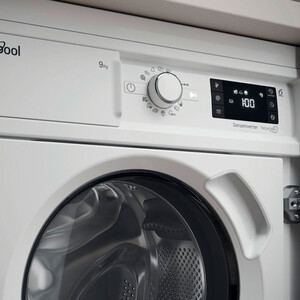 Встраиваемая стиральная машина Whirlpool BI WMWG 91485E EU