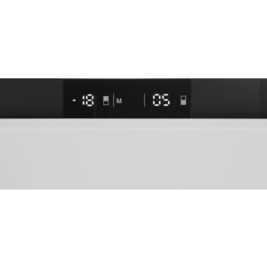 Встраиваемый холодильник Hyundai HBR 1786 белый