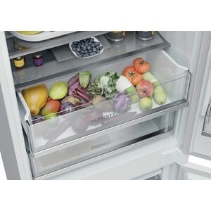 Встраиваемый холодильник Haier HBCN7190U1