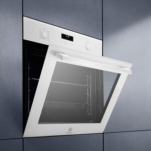 Электрический духовой шкаф Electrolux EOD6F77WV