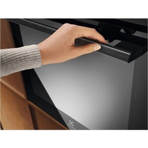 Электрический духовой шкаф Electrolux LOE8F38Z