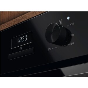 Электрический духовой шкаф Electrolux LOH3H00BK