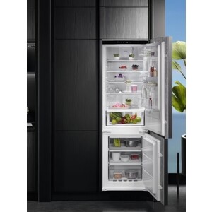 Встраиваемый холодильник AEG TSC7G181ES