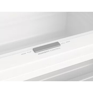 Встраиваемый холодильник Electrolux E7TNGE18S