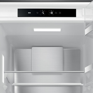 Встраиваемый холодильник Smeg C9174TN5D1