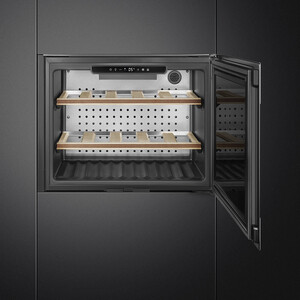 Встраиваемый винный шкаф Smeg CVI320XE
