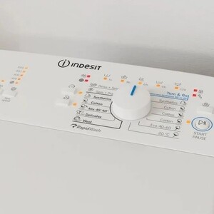 Стиральная машина Indesit BTW L50300